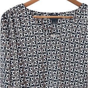 NWT Worthington Black and White Geo print blouse.